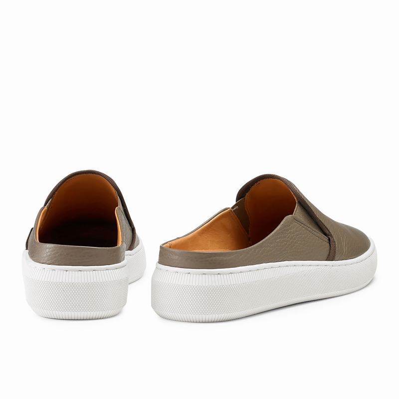 Tênis Deslizante Russell And Bromley Clearcut Feminino Marrom | ETG9396CT